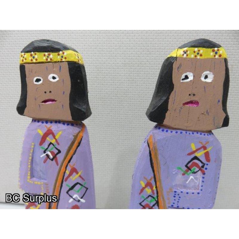 S-133: Twins – Folk Art Figurines – 2 Items