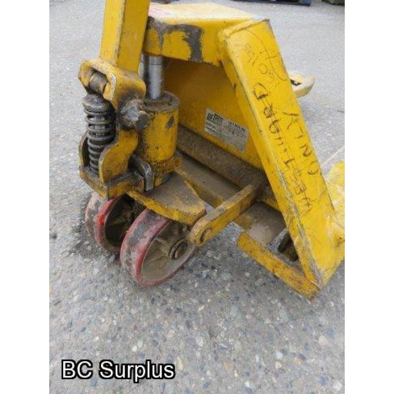 S-326: Lift-Rite 5000lb Short Fork Pallet Jack