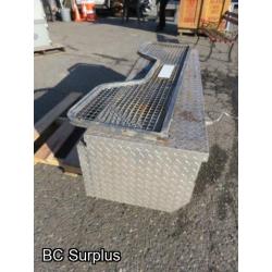 S-463: Delta Aluminium Truck Box & Airflow Tailgate – 2 Items