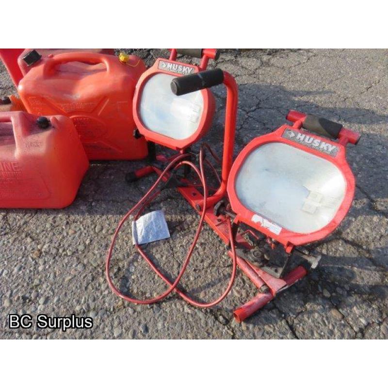 S-467: Jerry Cans & Work Light – 6 Items