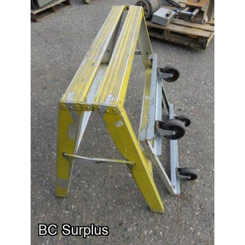 S-566: 2-Step Aluminium Saw Horse & 4-Wheel Cart – 2 Items