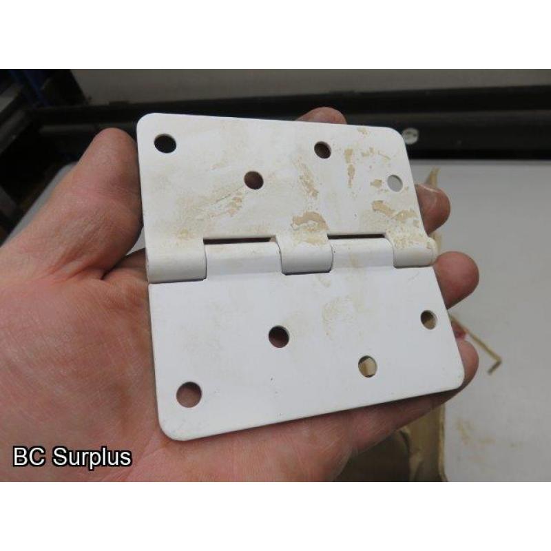 S-625: White Door Hinges – Bulk – 1 Case