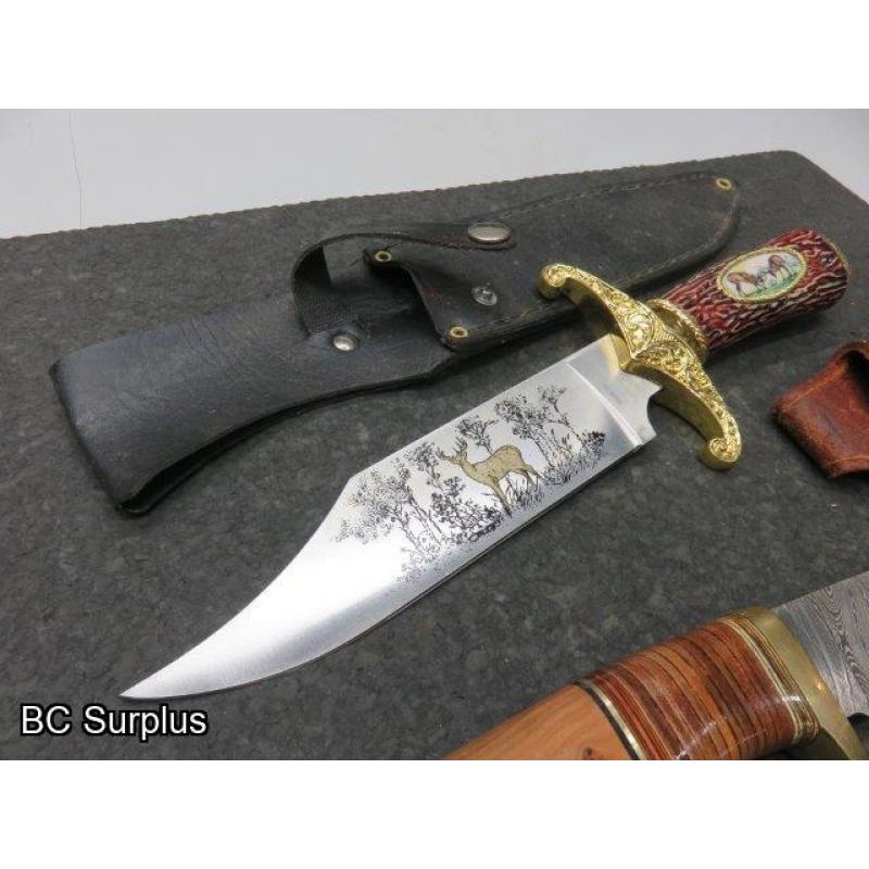 S-634: Collector Hunting Knives with Leather Sheaths – 2 Items