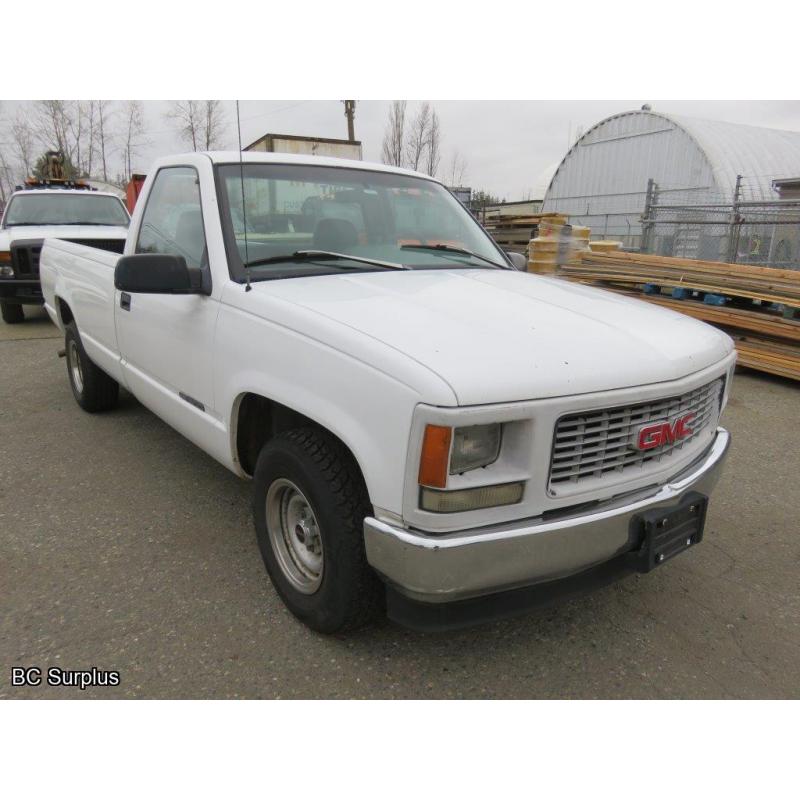 T-1011: 1996 GMC Sierra 1500 Long Box Pickup – 256019 kms