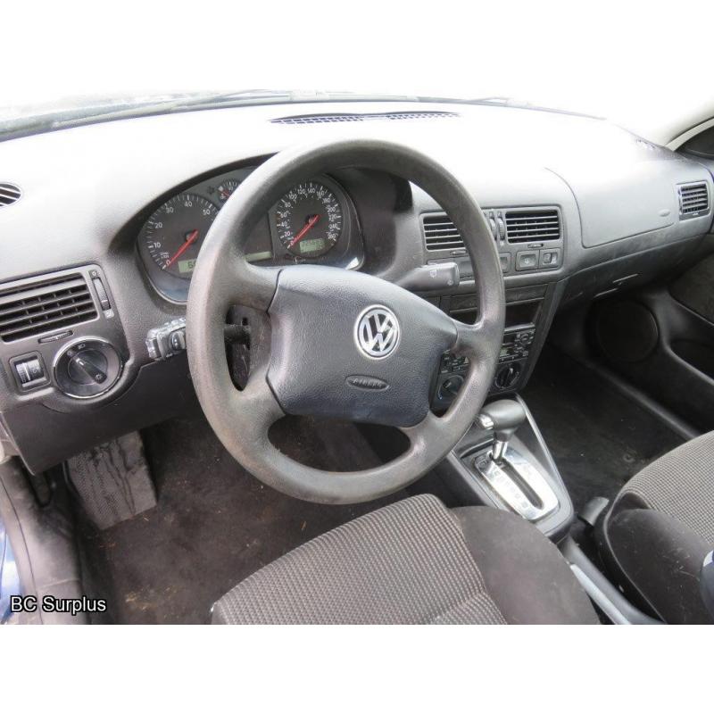 T-1014: 2001 Volkwagen Jetta 4-Door Sedan – 225683 kms