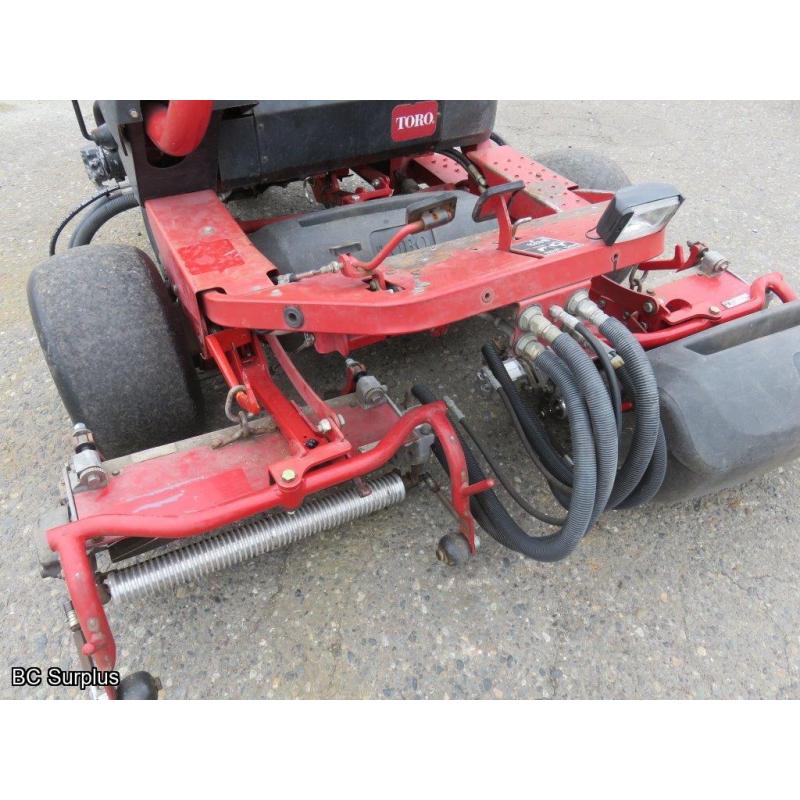 T-1018: 2006 Toro 3250D Diesel 3-Gang Reel Mower – 4896 Hours