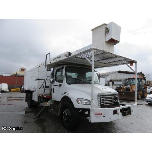 T-1021: 2007 Freightliner M2-106 Tree Service Truck – 109220 kms