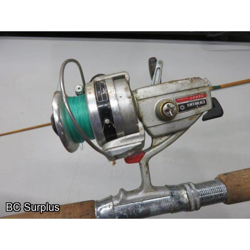 T-329: Daiwa Fishing Reel & 2-Piece Rod