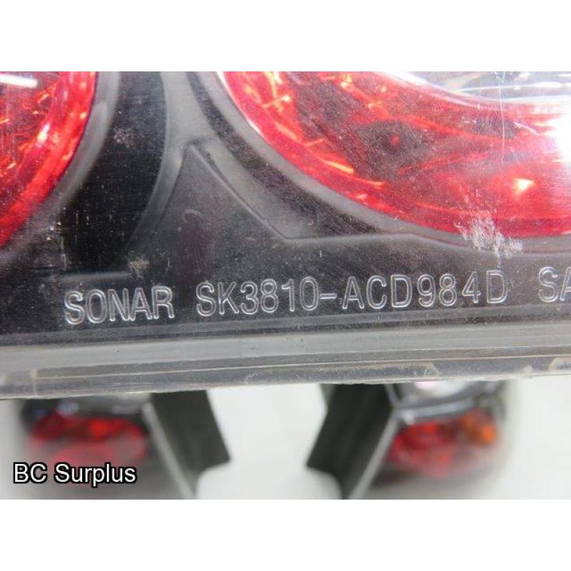T-347: Automotive Lights – Brand Unknown – 1 Lot