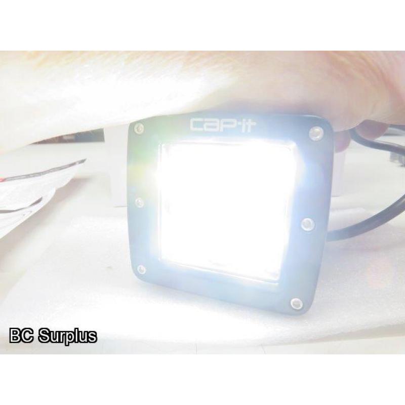 T-404: Cap-It Cube LED Spot Light Kit – Unused