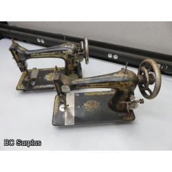 T-437: Vintage Singer Sewing Machines – 2 Items