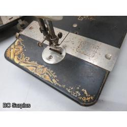 T-437: Vintage Singer Sewing Machines – 2 Items