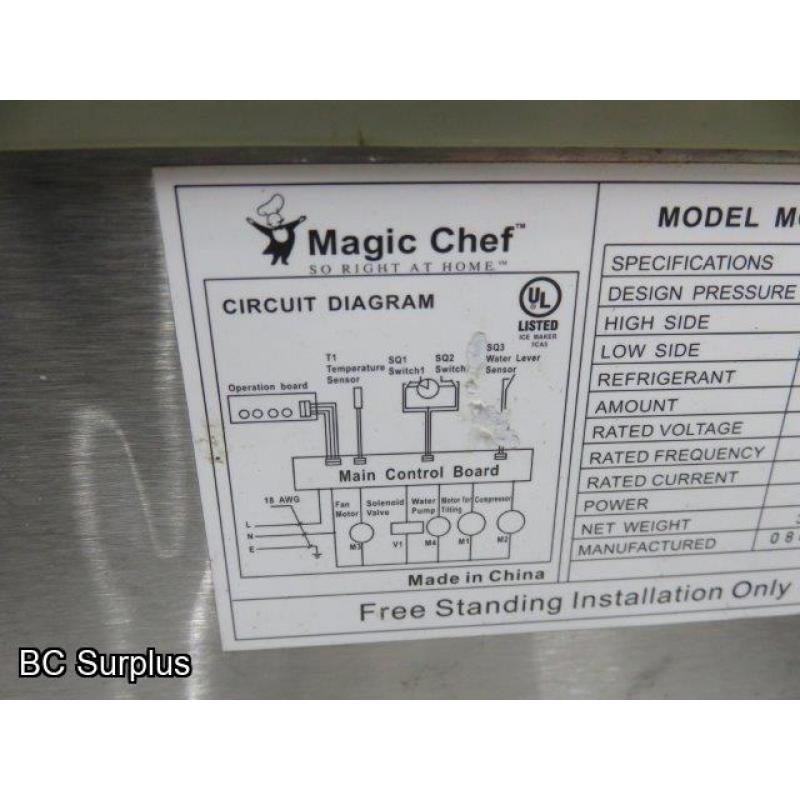 T-441: Magic Chef Countertop Ice Maker – Stainless Steel