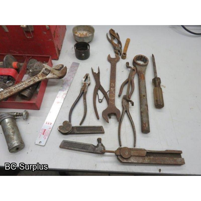 T-592: Red Benchmark Toolbox & Contents – 1 Lot