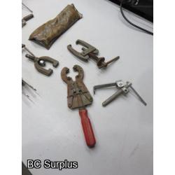 T-642: Gear Pullers & Clutch Aligning Set – 1 Lot