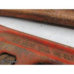 T-656: Ridgid Pipe Wrenches – 2 Items